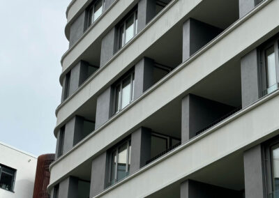 Realizace dřevohliníkových oken v provedení Aluwood Waveless Remízek Radlice Praha