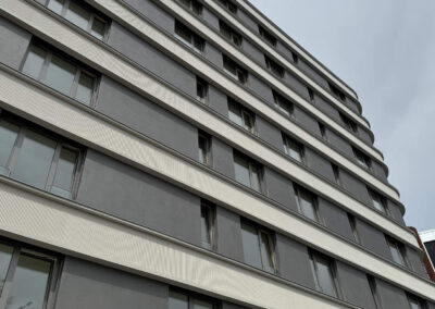 Realizace dřevohliníkových oken v provedení Aluwood Waveless Remízek Radlice Praha